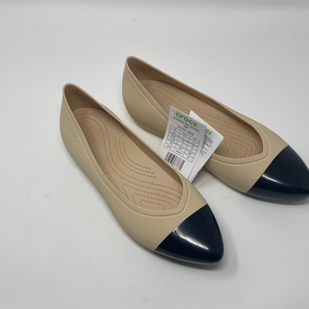 New CROCS Brooklyn Dip Pointed Flats - Sz 7